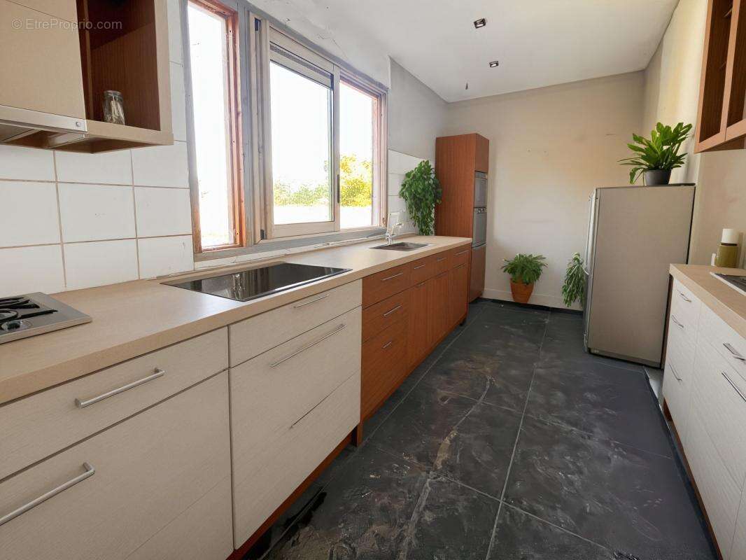 Appartement à LORIOL-SUR-DROME