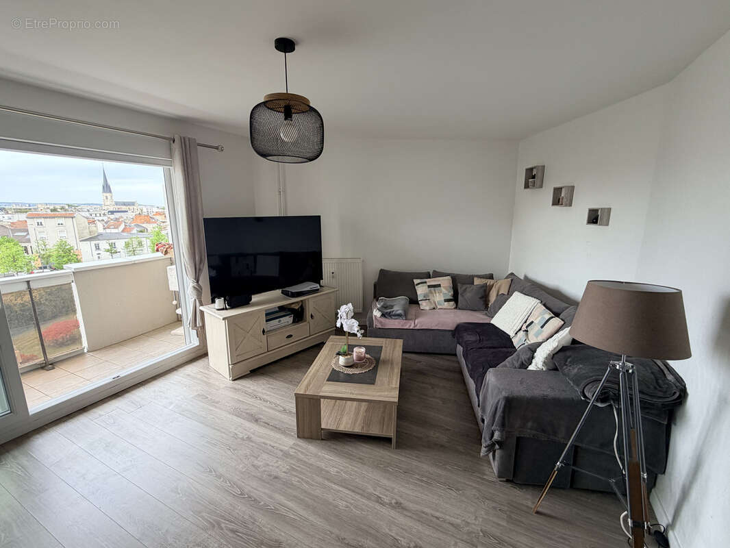 Appartement lumineux avec balcon à Reims - photo 11