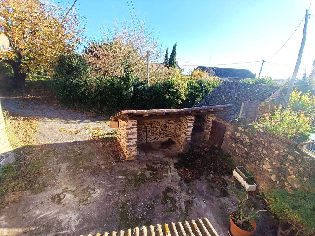 Maison à LESCURE-JAOUL