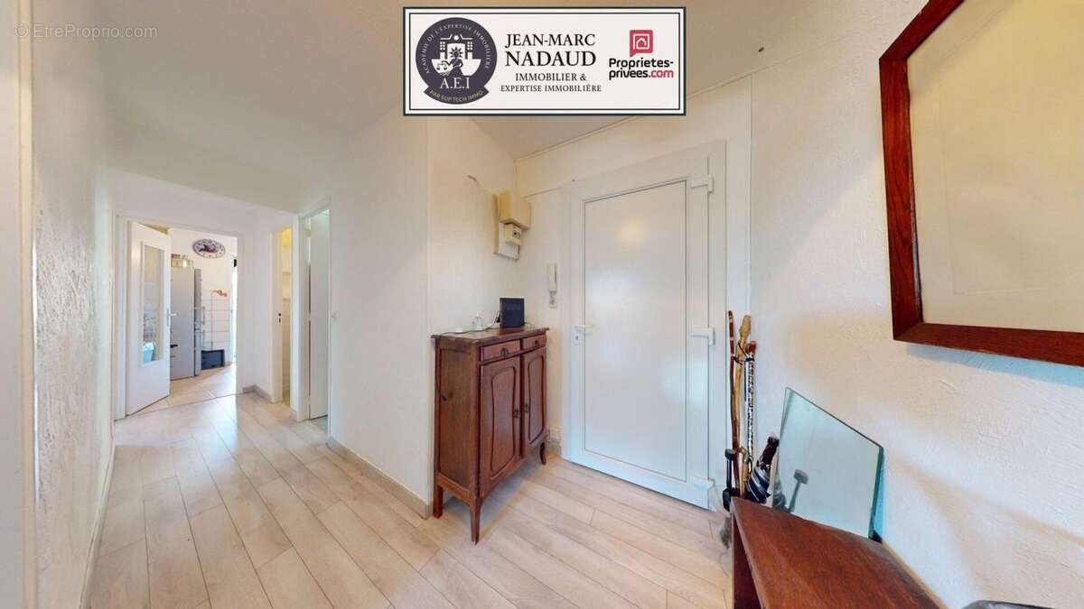 Appartement à FREJUS