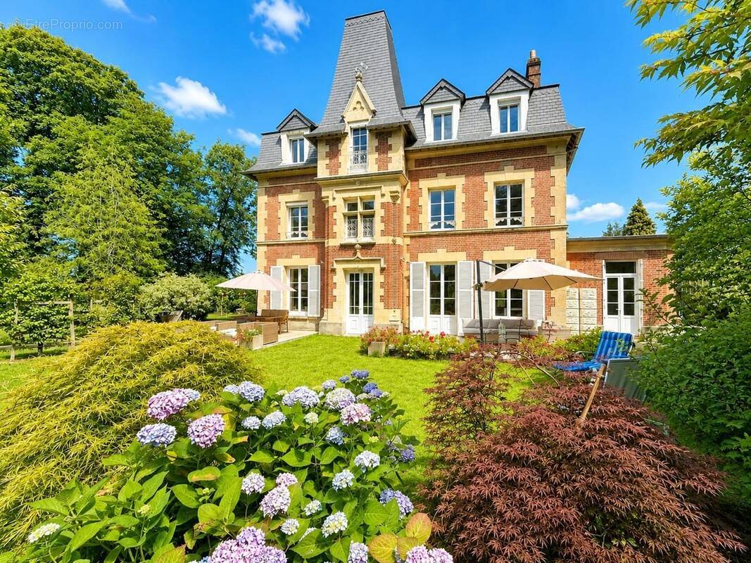 Maison à PONT-L'EVEQUE