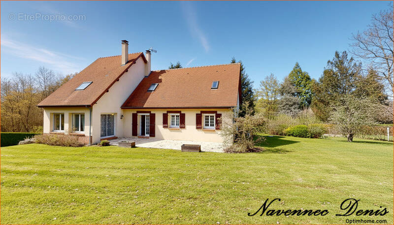 Maison à LA SAUSSAYE