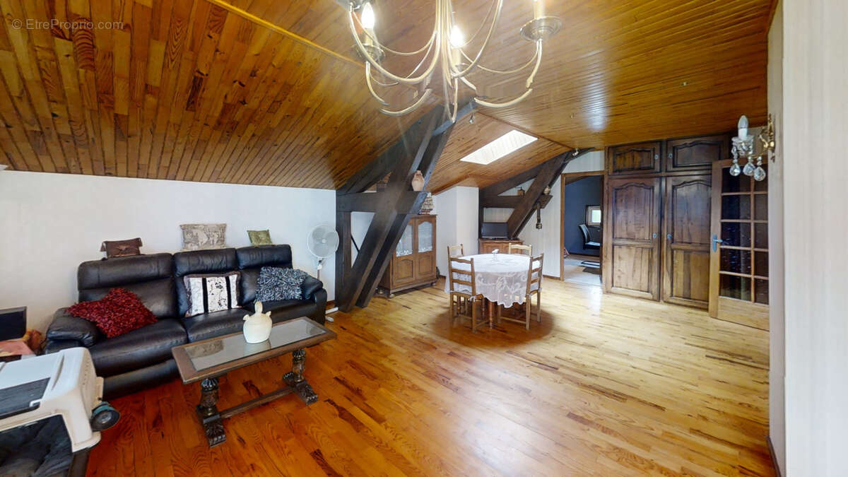 Maison à DUNIERES