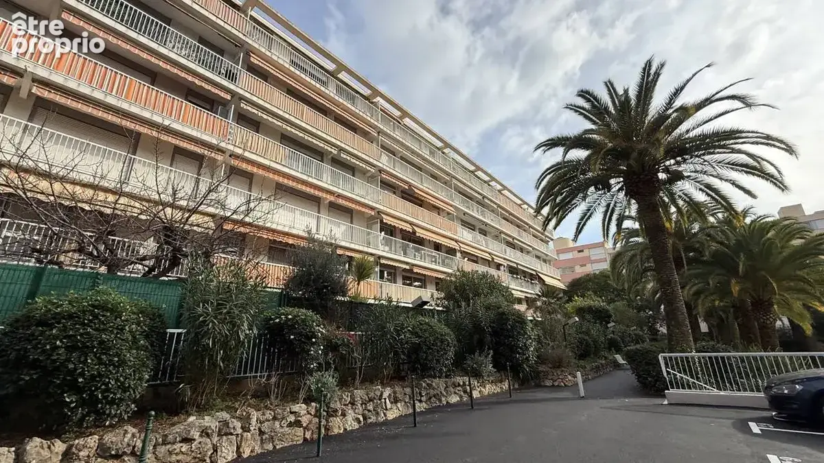 Appartement f2 Terrasse  06220 Vallauris Viager Occupé Mr 80 ans et Mme 77 ans - photo 9