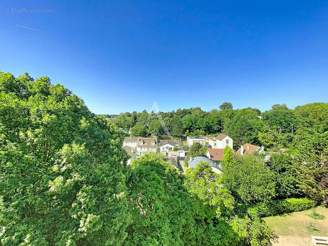 Appartement 3 pièces de 54.97 m² - Saint-Germain-en-Laye - photo 2