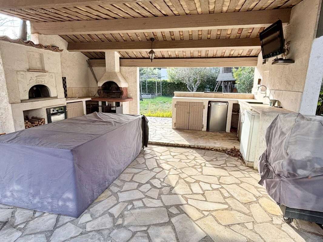 Maison à PUGET-SUR-ARGENS