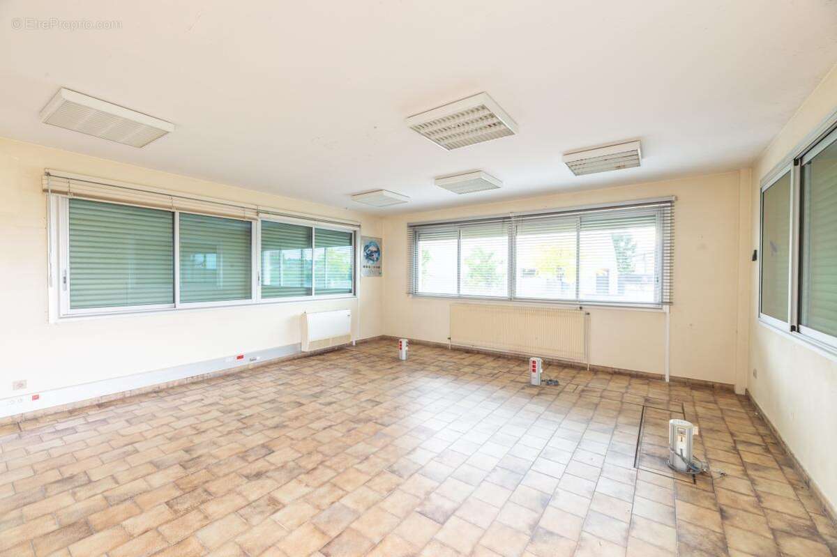 Appartement à CHARNAY-LES-MACON