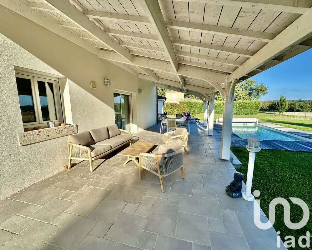 Photo 3 - Maison à LAVARDAC