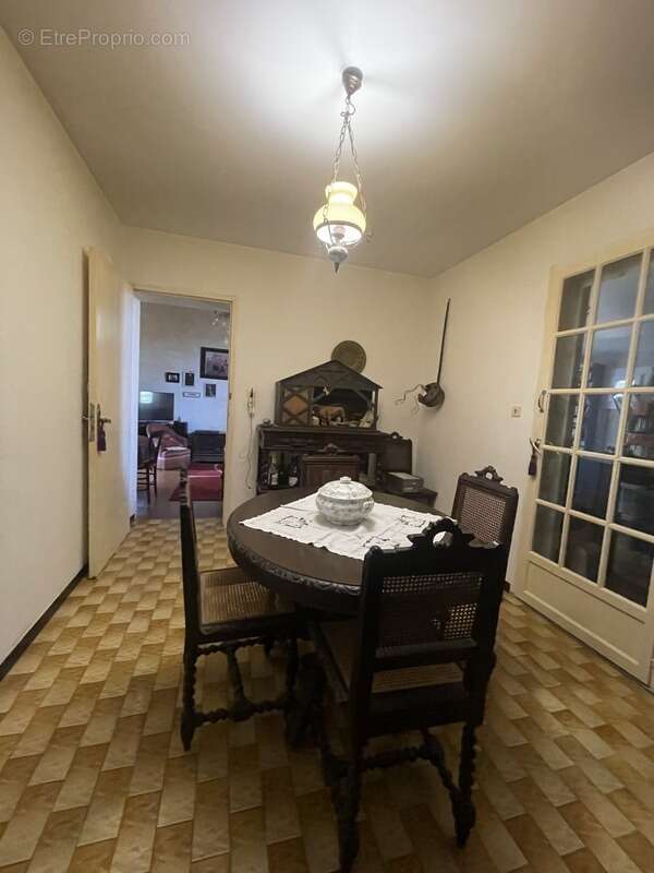 Maison en pierre de caractère au Sambuc – 3 chambres, terrasse et charme authentique en Camargue - photo 16
