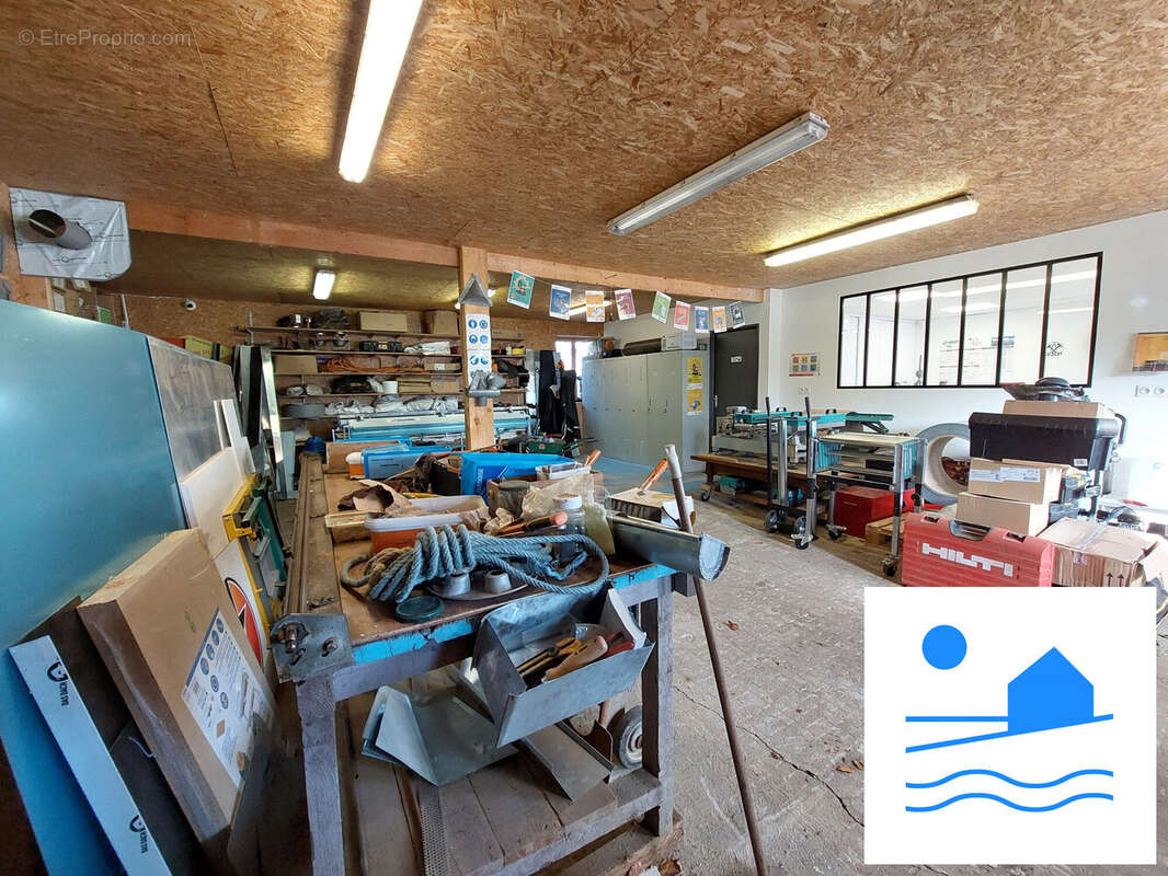 Commerce à CRIQUETOT-L'ESNEVAL