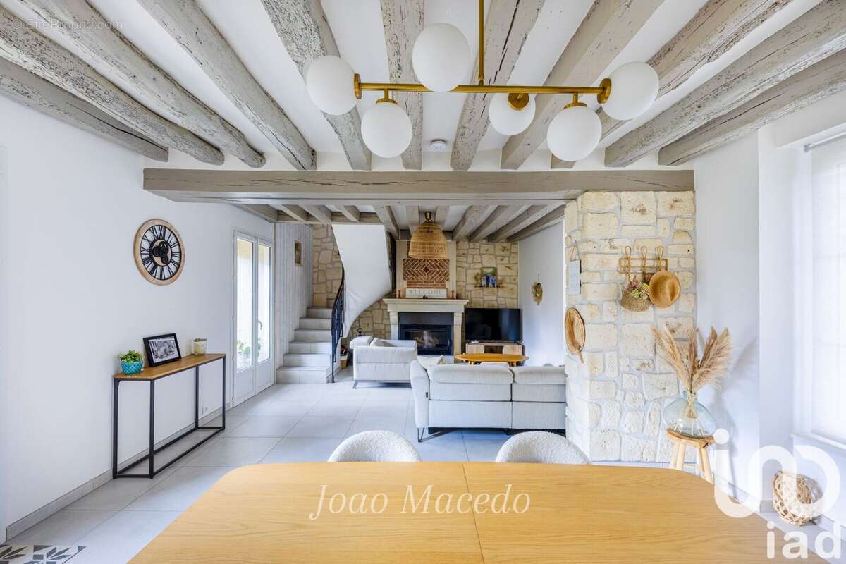 Photo 3 - Maison à VIGNY