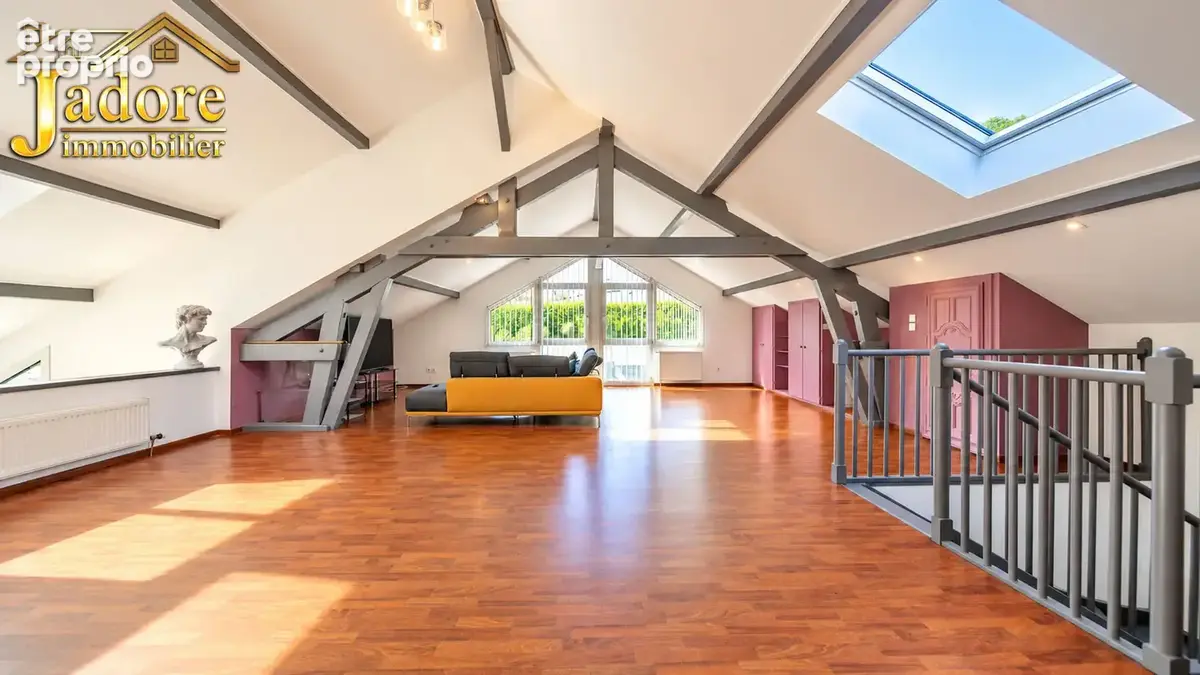 Superbe villa avec piscine en centre-ville ! - photo 18