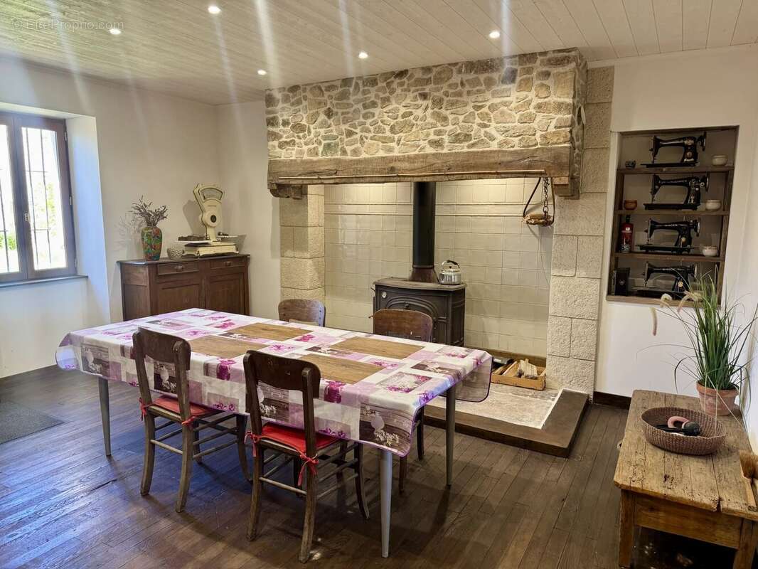 Maison en pierre avec grange et terrain – Sans voisins, proche Villefranche-de-Rouergue - photo 5