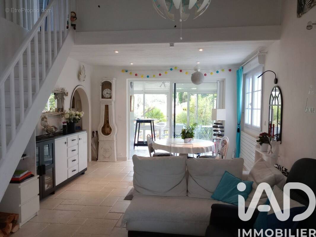 Photo 1 - Maison à SAINT-MICHEL-CHEF-CHEF