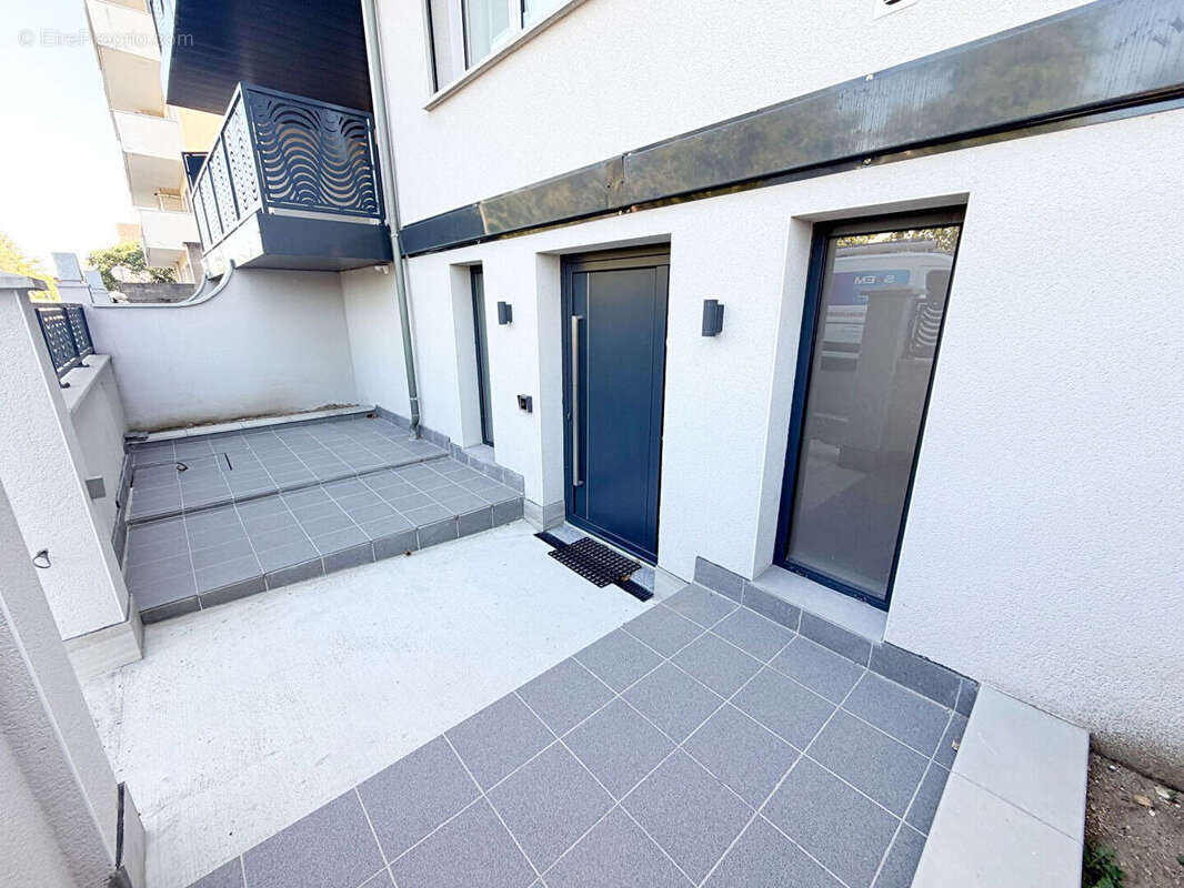 Appartement 4 pièces de 95,07 m2 - photo 2