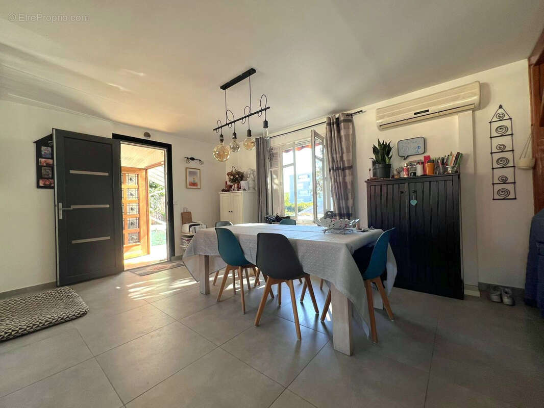 Maison à CARRIERES-SOUS-POISSY