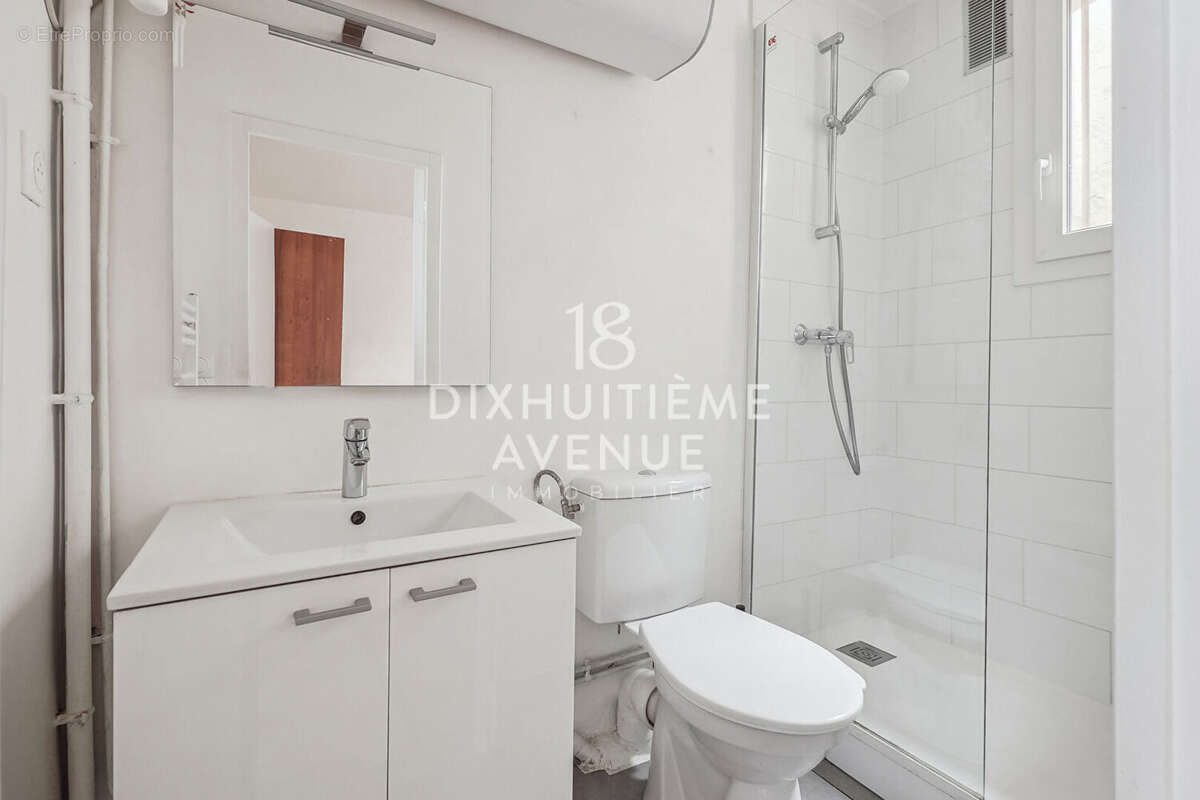 Appartement à PARIS-18E