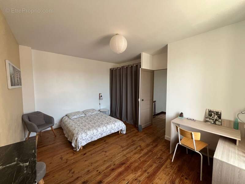 Maison à SAINT-JEAN-D&#039;ANGELY