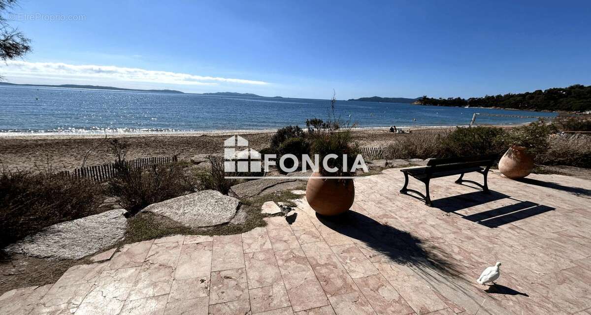 Appartement à LE LAVANDOU