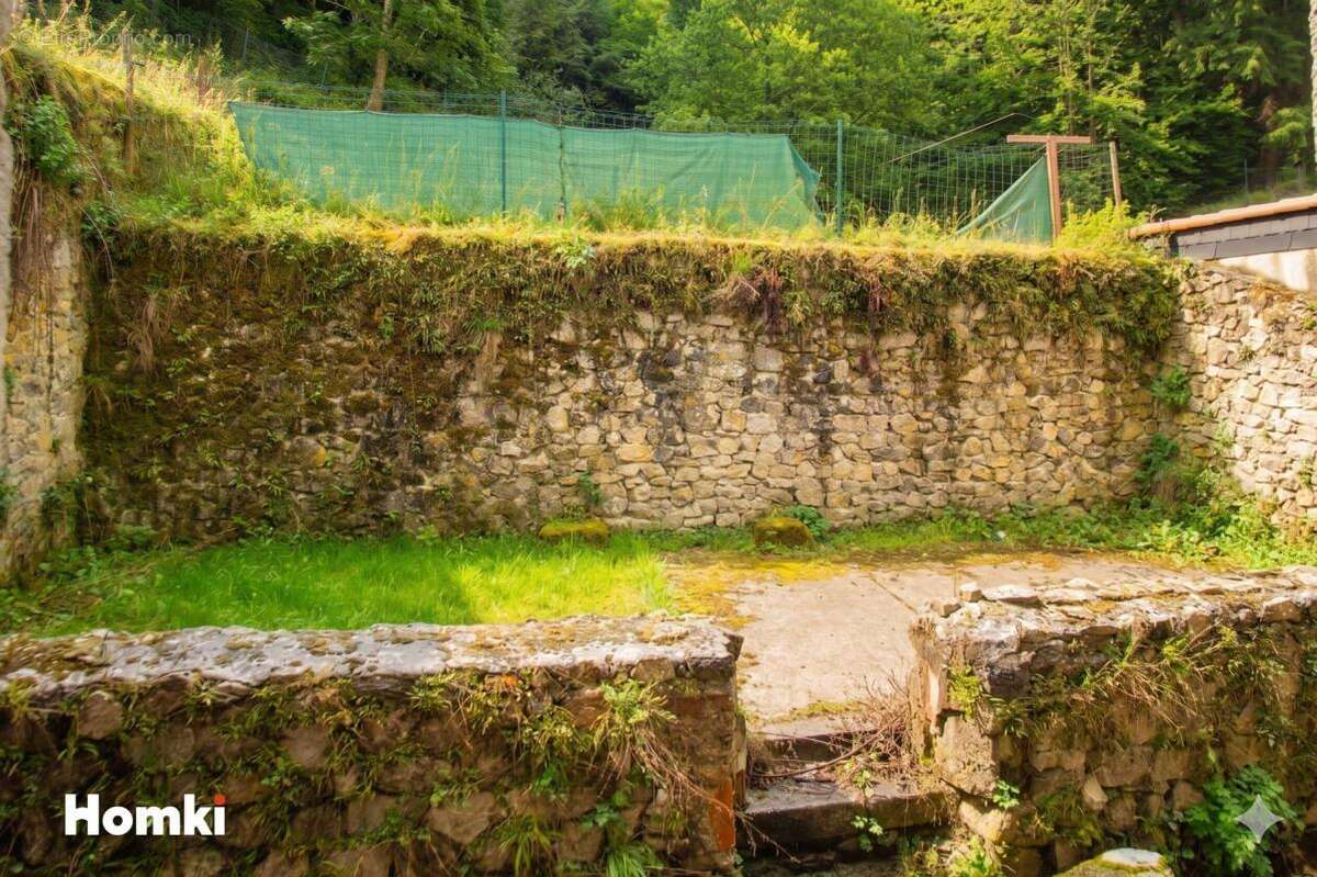 Appartement à LA SEAUVE-SUR-SEMENE