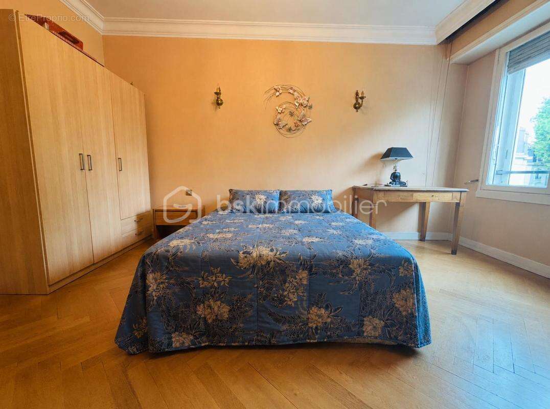 Face au Parc de la Tête d'Or – Appartement familial de 150 m² avec fort potentiel - photo 9
