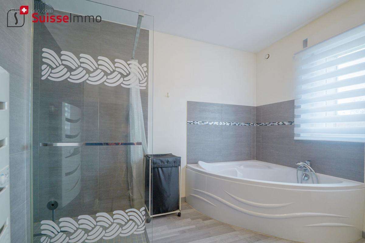 Maison à ABBEVILLERS