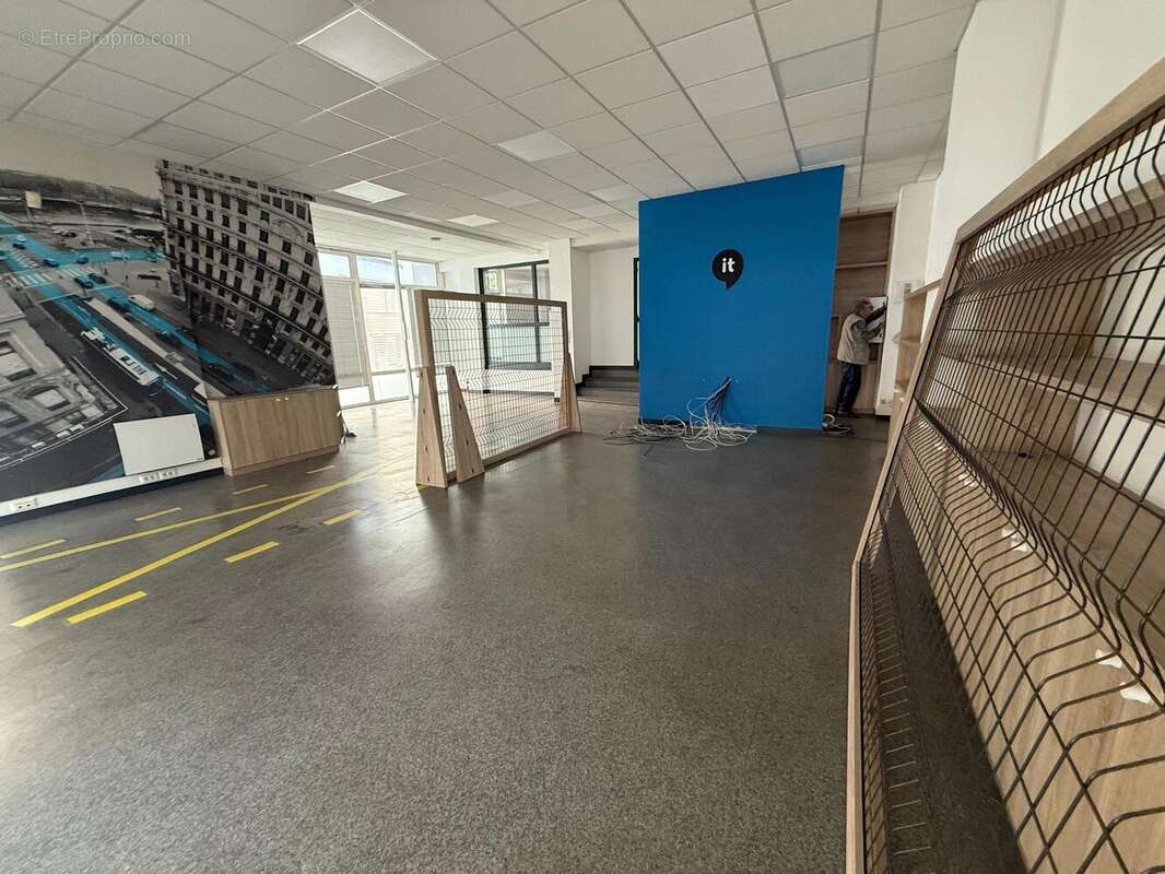 Photo 3 - Commerce à LYON-7E