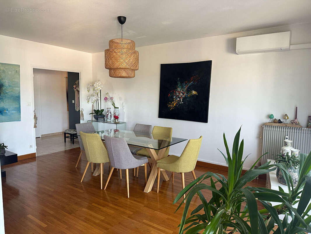 Appartement à TASSIN-LA-DEMI-LUNE