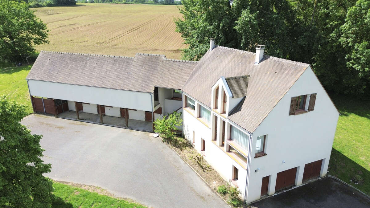 Maison à COULOMMIERS