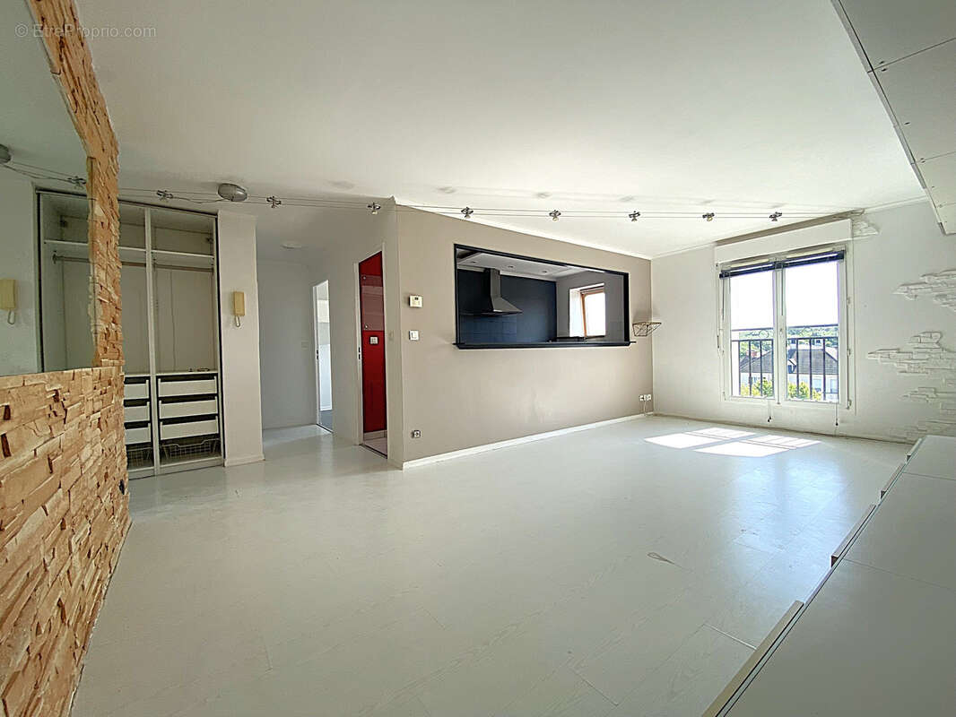 Appartement à MAGNY-LE-HONGRE