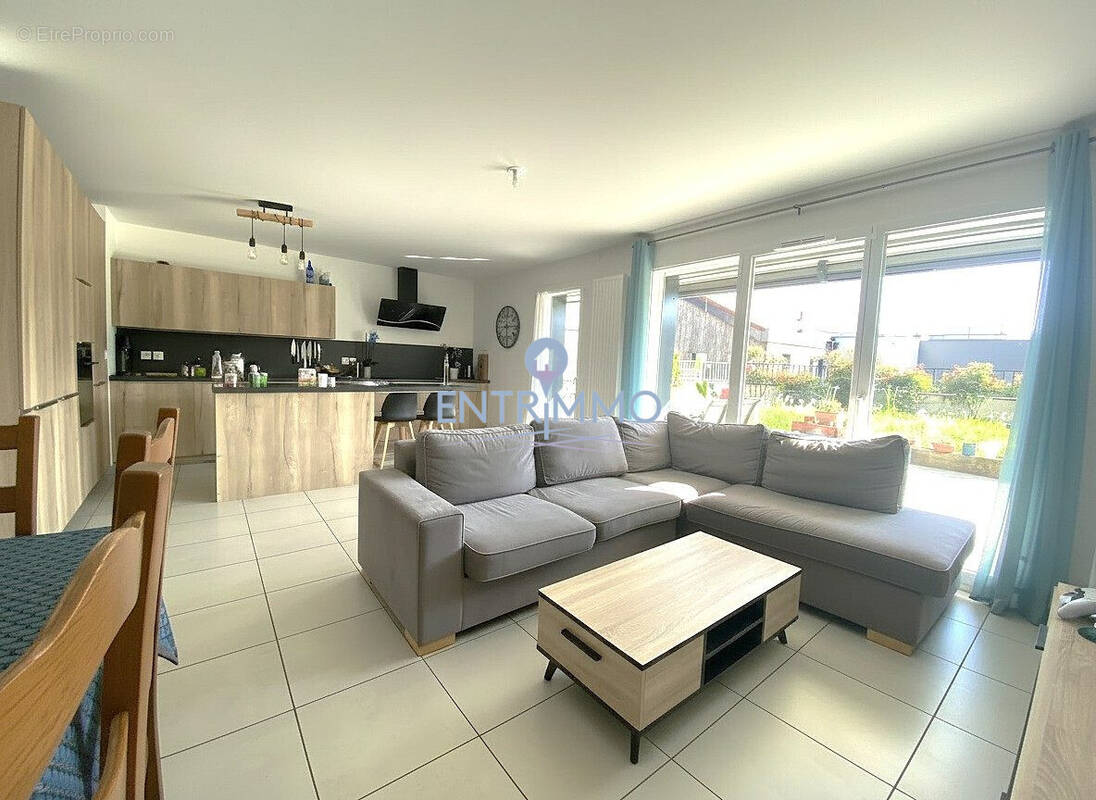 Appartement à ALBY-SUR-CHERAN