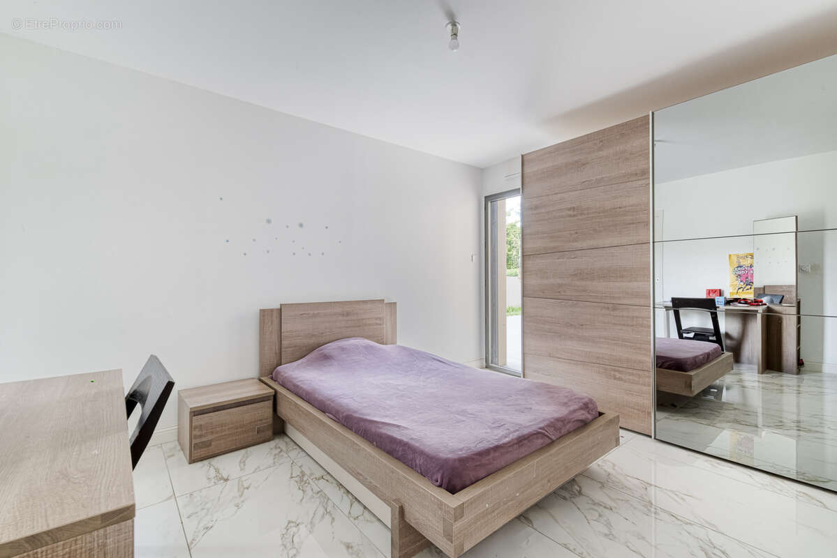 Maison à BOUCHEMAINE