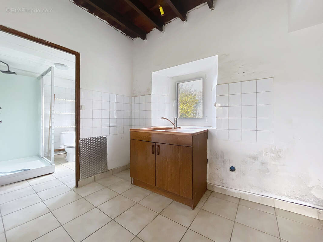 Maison à SAINT-GEORGES-MONTCOCQ