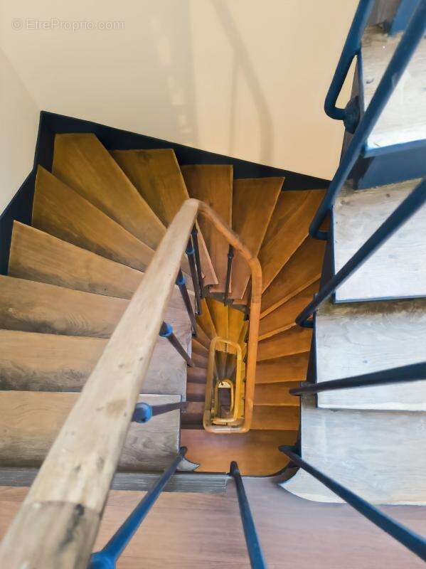 Appartement à PARIS-20E