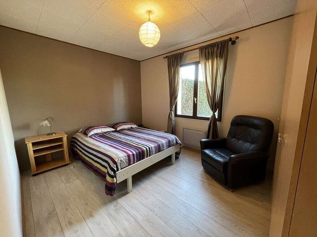 Maison à FERRIERES-EN-GATINAIS