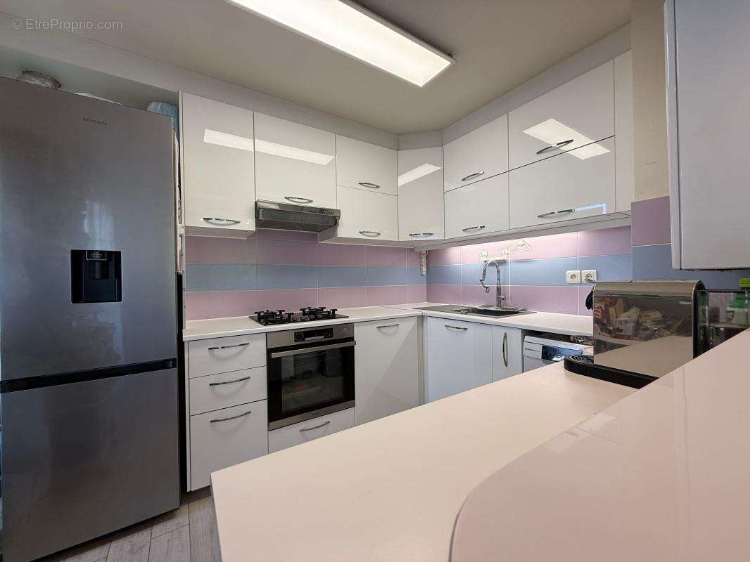 Appartement à BUSSY-SAINT-GEORGES