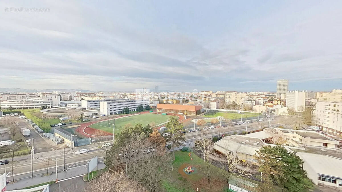 Appartement à LYON-8E