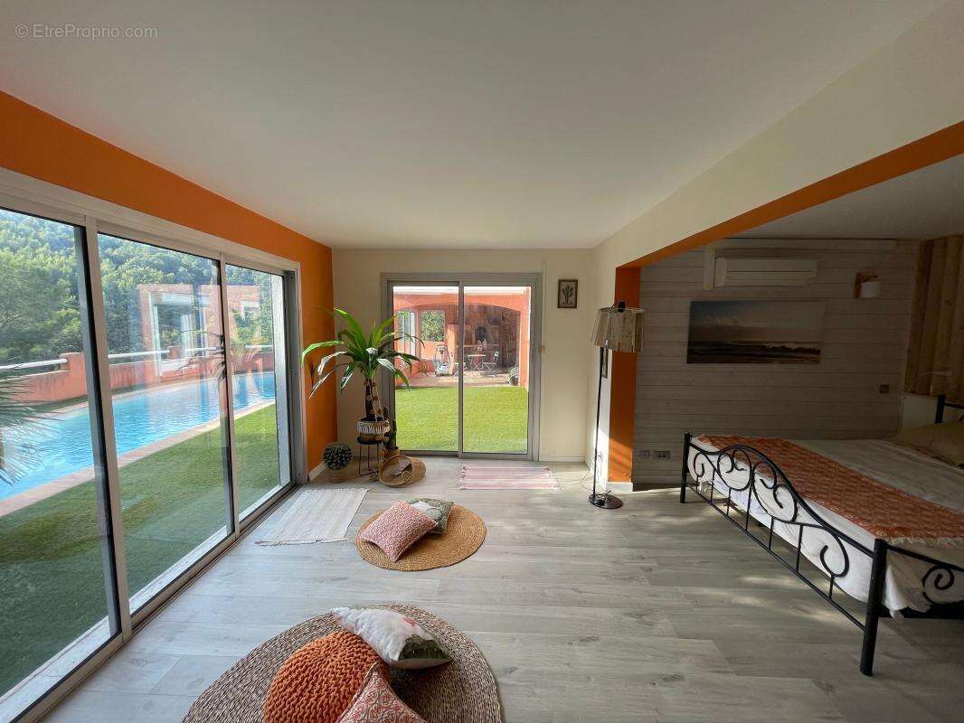 Maison à LA SEYNE-SUR-MER