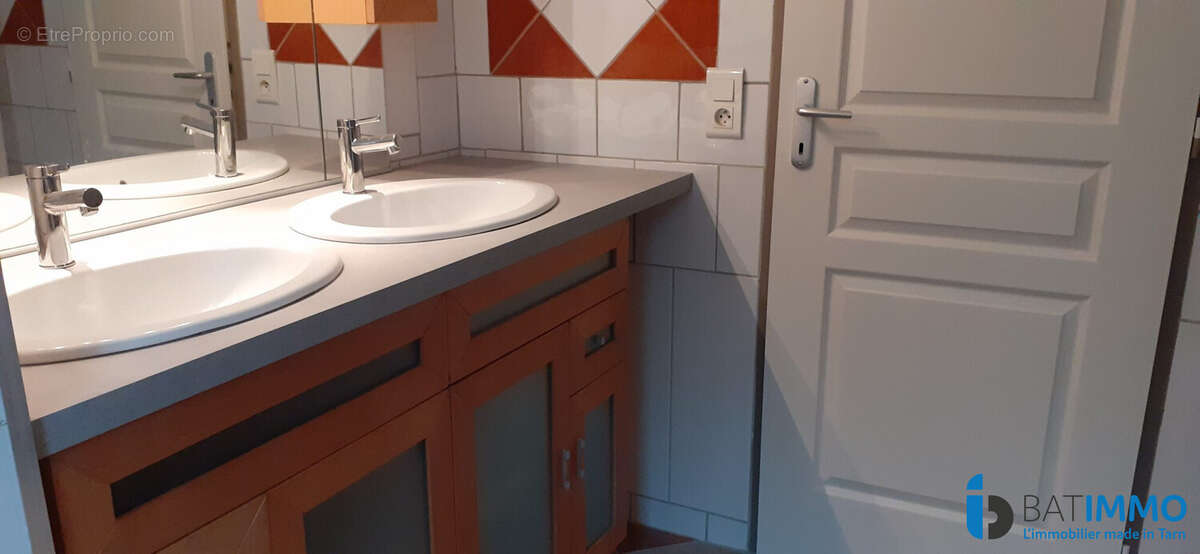 Appartement 90 m² à Cagnac-Les-Mines  - photo 9