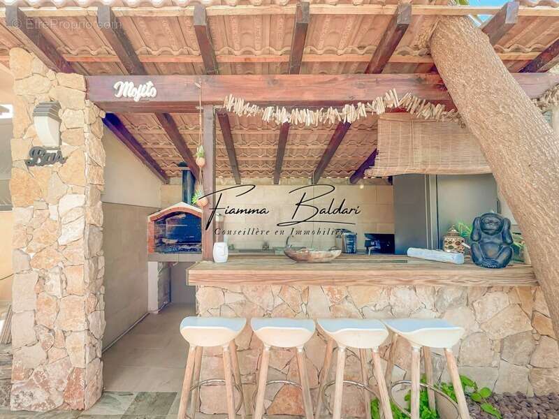 À vendre Villa moderne de 130m² + T2 45m², Terrain 840m², Vue mer, Folelli, Penta di Casinca, Haute-Corse (20) - photo 2