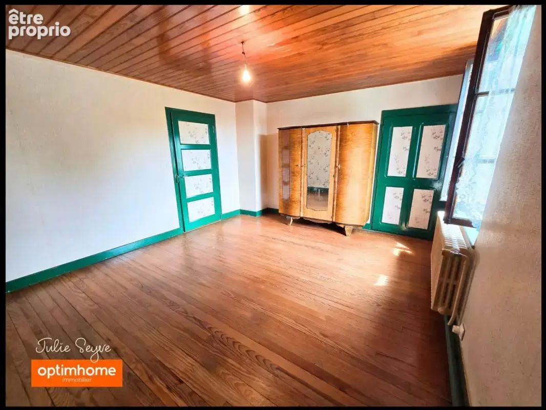 Maison à fort potentiel – 127m² évolutifs à 200m²,  annexe aménageable , vue Golf, proximité Genève - photo 8