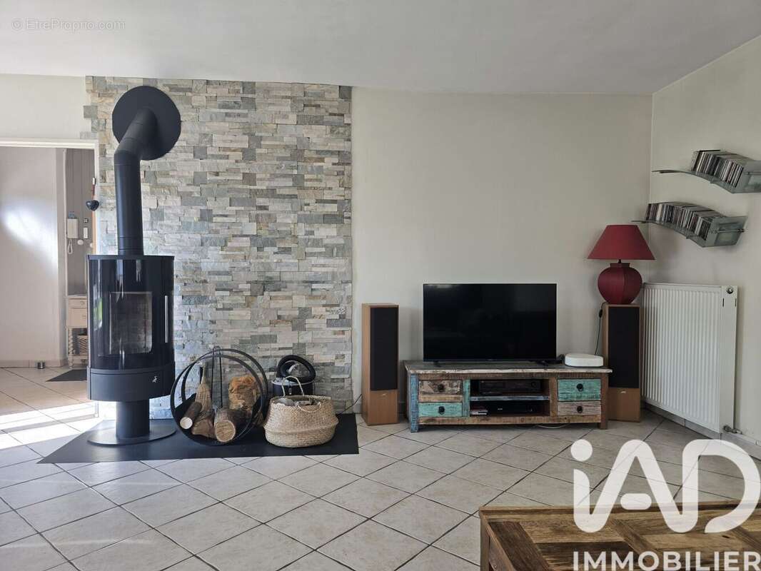 Photo 5 - Maison à LESIGNY