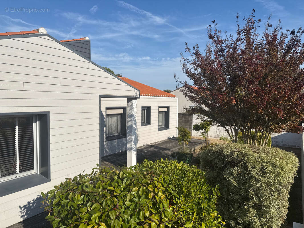Maison - 5 pièces - photo 2