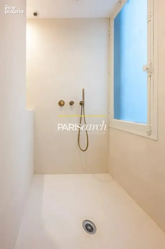 Place victor hugo / balcon filant / 3m40 de hauteur sous plafond / 3 chambres - photo 10