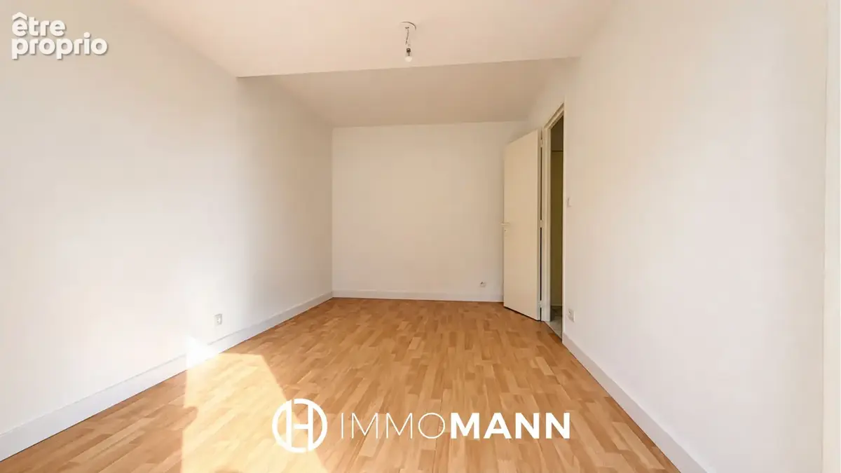 Duplex inversé avec jardin, terrasses, garage et parking - photo 23
