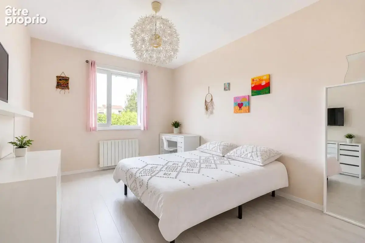 Maison de 4 pièces de 151 m² à Meyzieu - photo 9