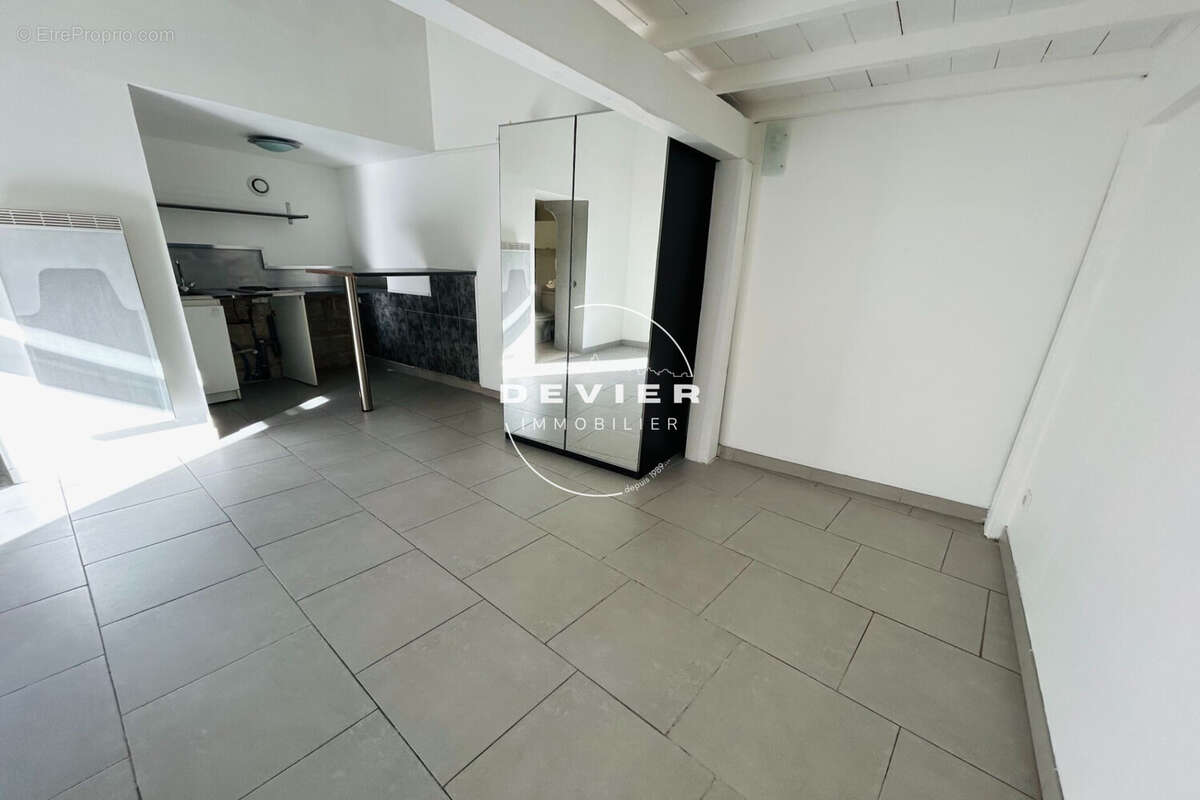 Appartement à SAINT-GENIES-DES-MOURGUES