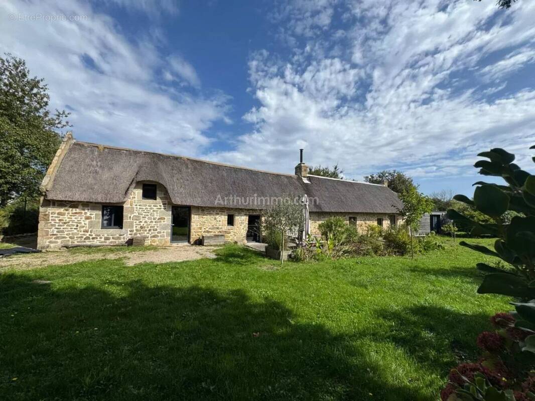 Maison à LOCOAL-MENDON