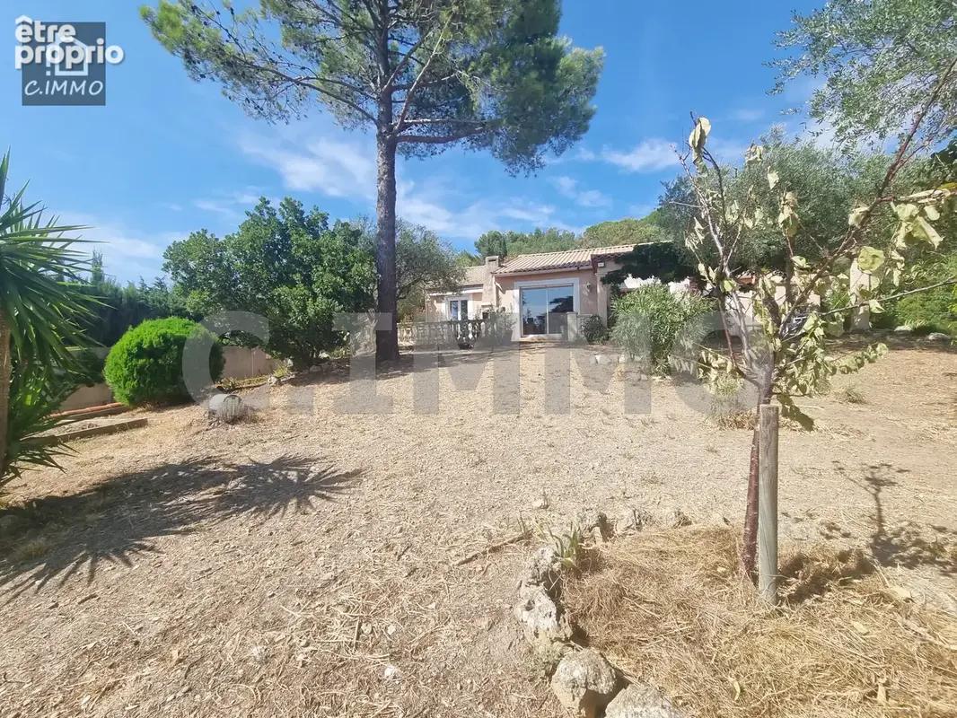 Grande villa de type 5 de PP de 139 m2 avec garage et piscine + hangar de 160 m2 - photo 3