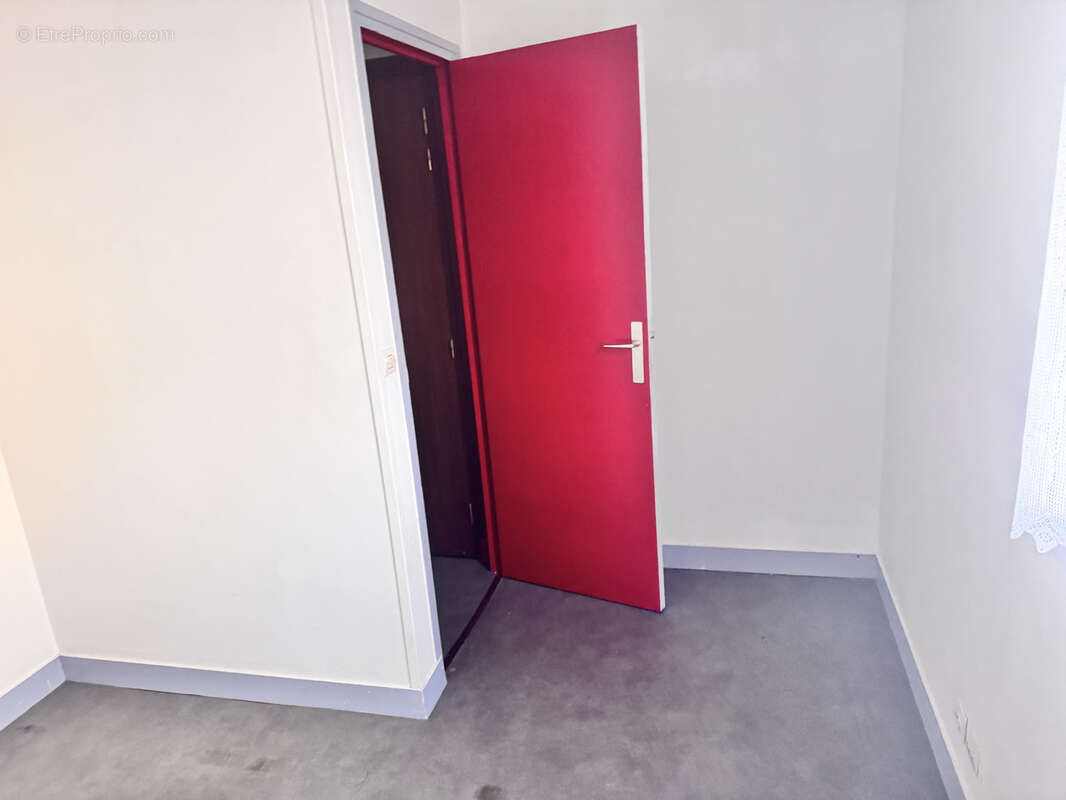 Appartement à SARTROUVILLE
